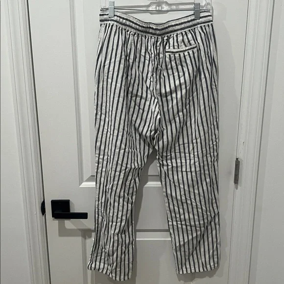 Hem White and Navy Vertical-Striped Straight-Leg Pants Size Medium - Picture 5 of 6